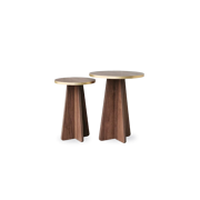 Kategorija Šoninių staliukų komplektai