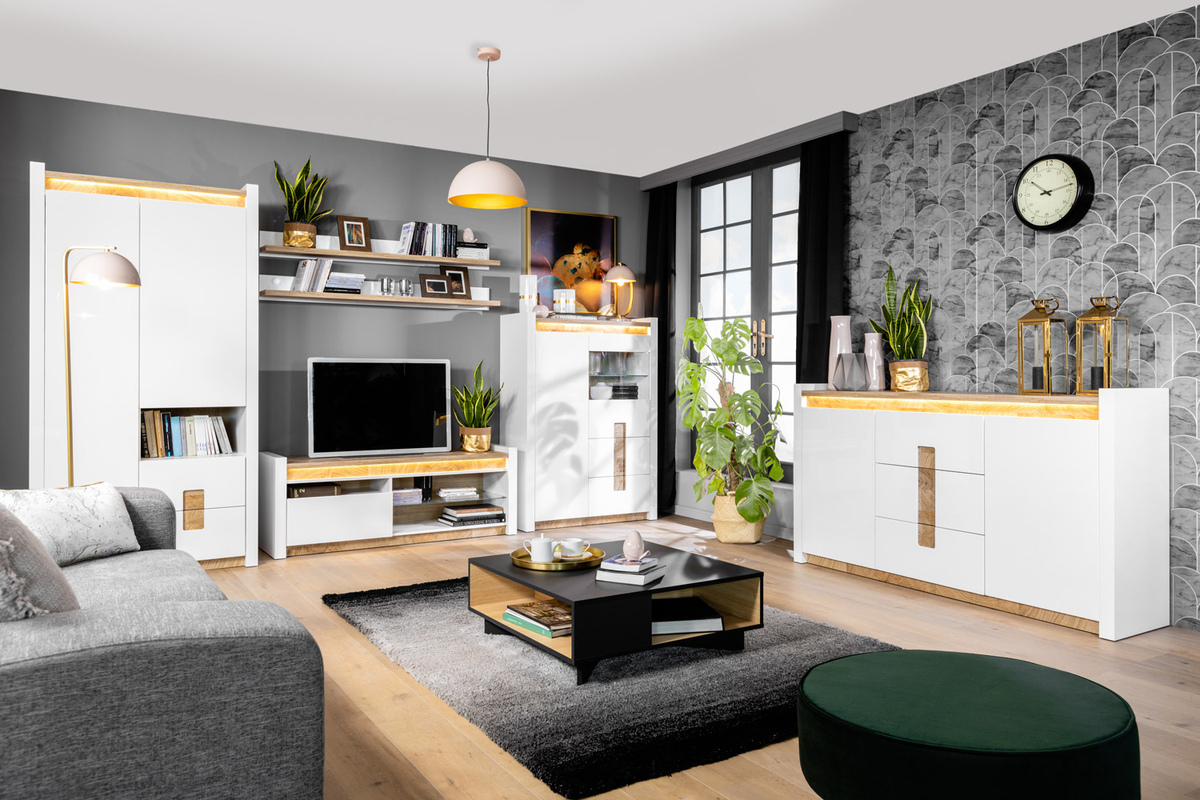 TV staliukas Cirevai 105