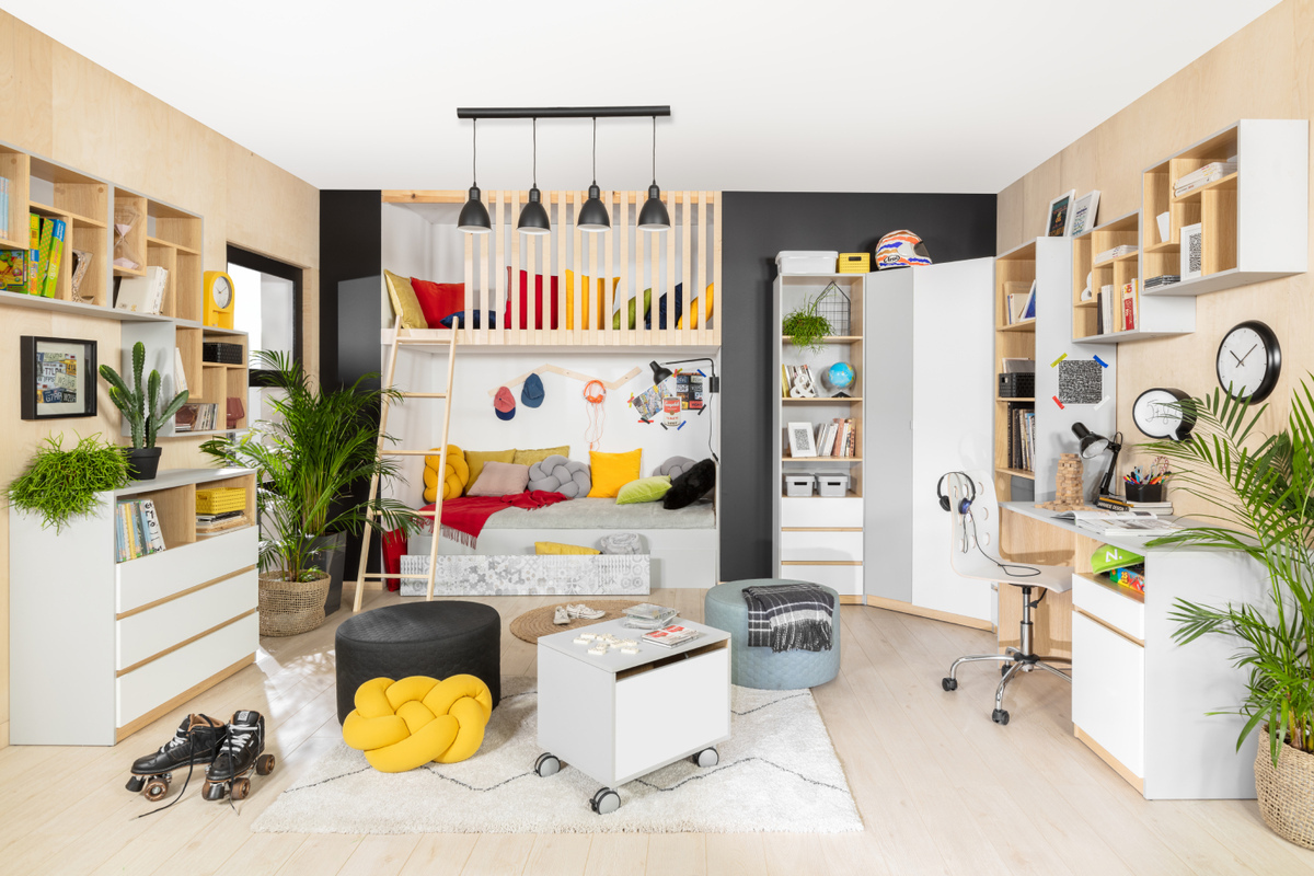 Komoda Nuevaru 102 (Blizgi balta)