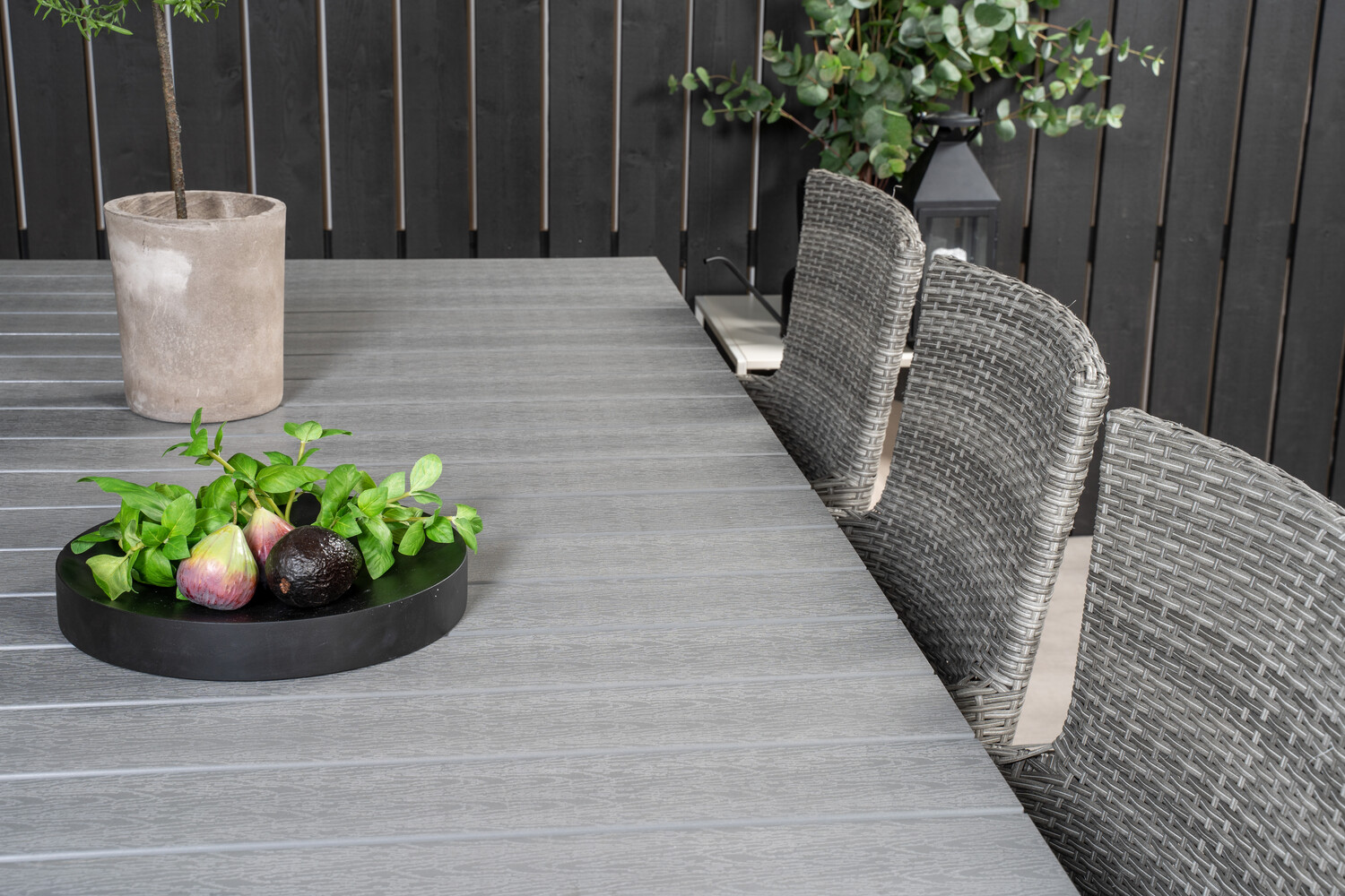 Stalo ir kėdžių komplektas Dallas 3030 (Balta + Pilka)