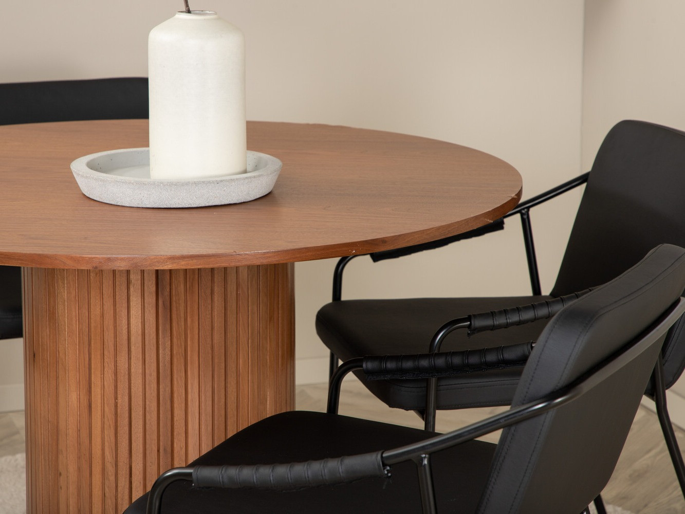 Valgomojo komplektas Dallas 3098 (Graikinis riešutas)