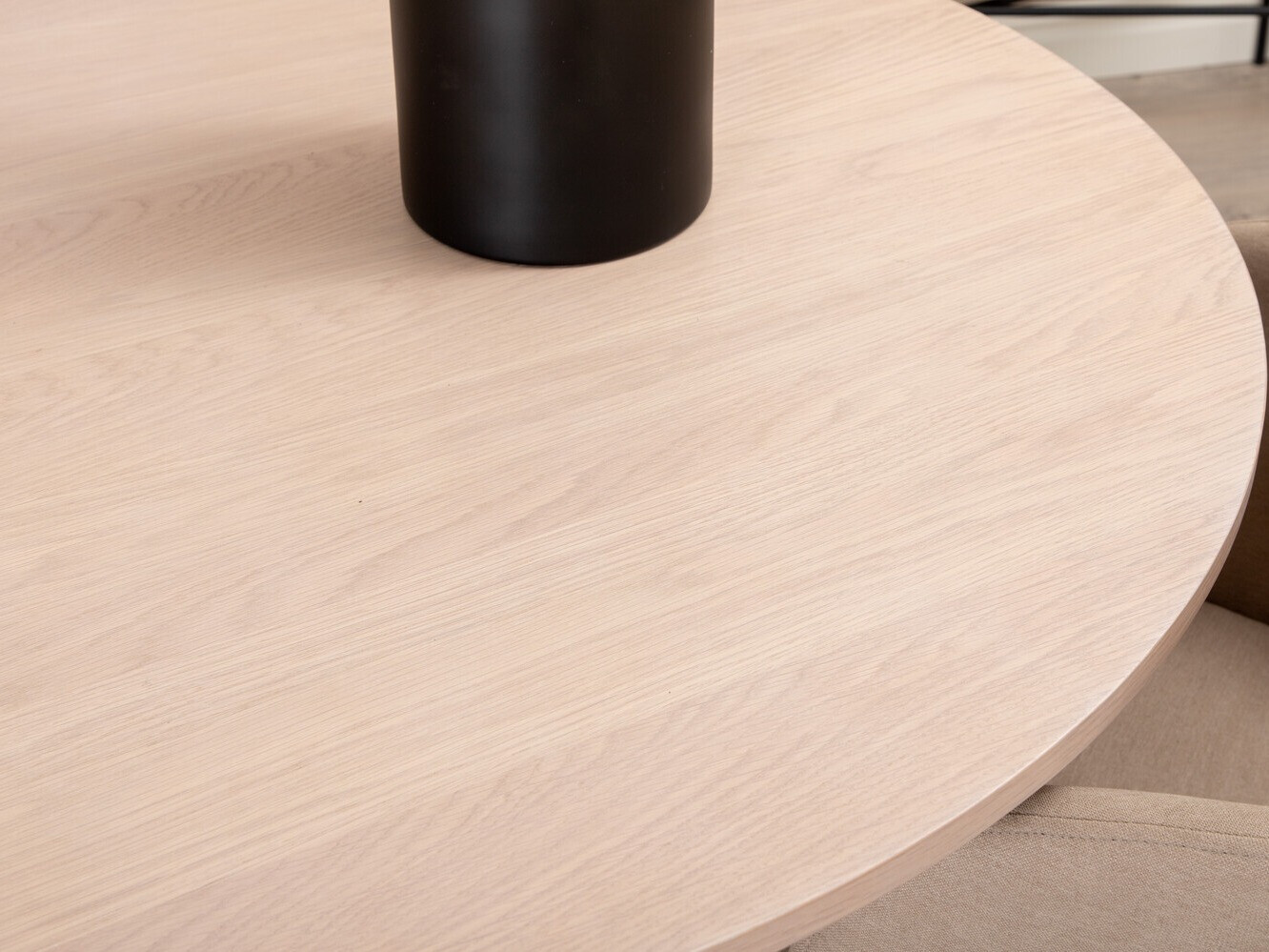 Valgomojo komplektas Dallas 2557 (Smėlinė + Juoda)