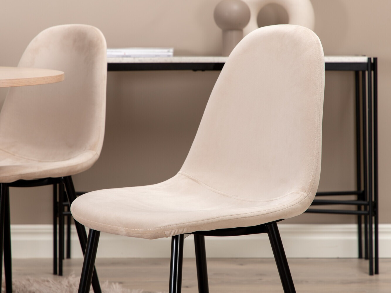 Valgomojo komplektas Dallas 2560