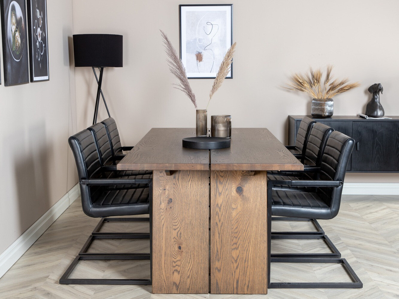 Valgomojo komplektas Dallas 1848