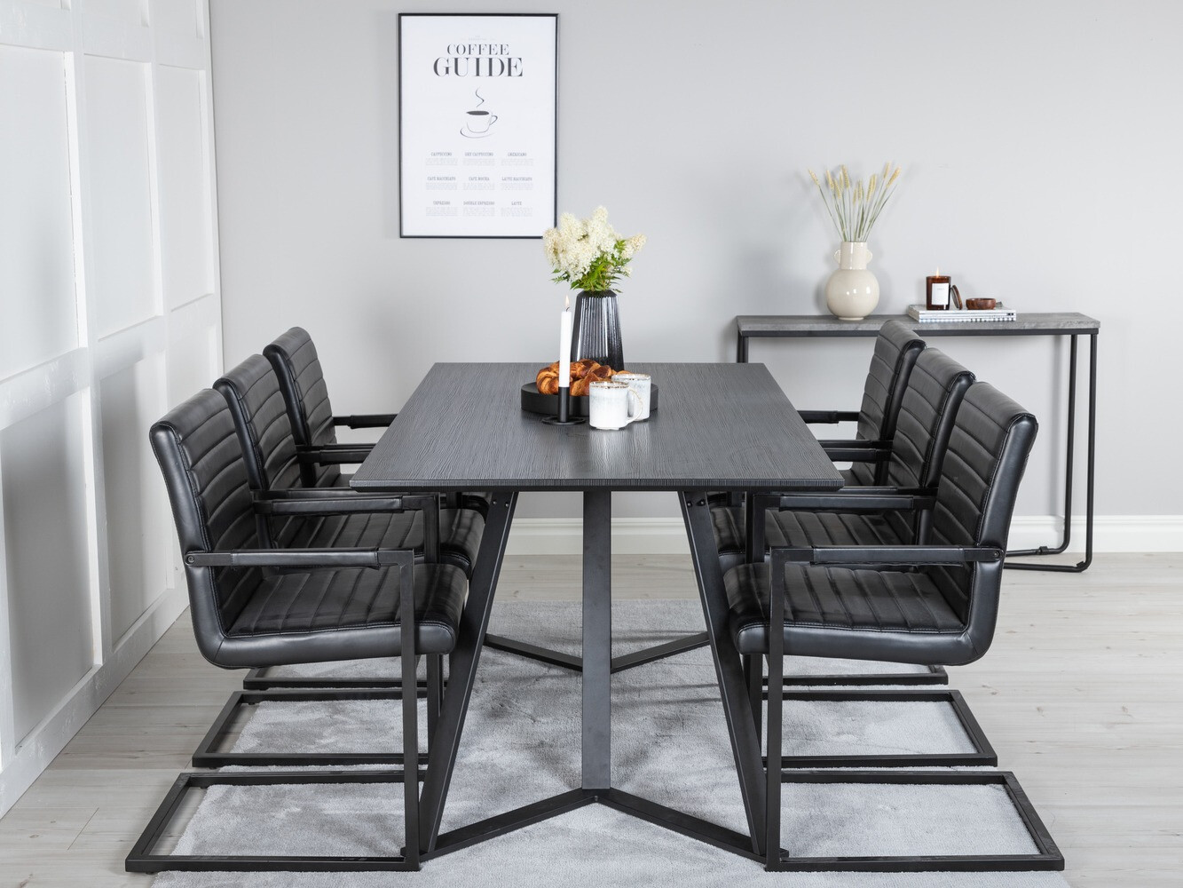 Valgomojo komplektas Dallas 1968