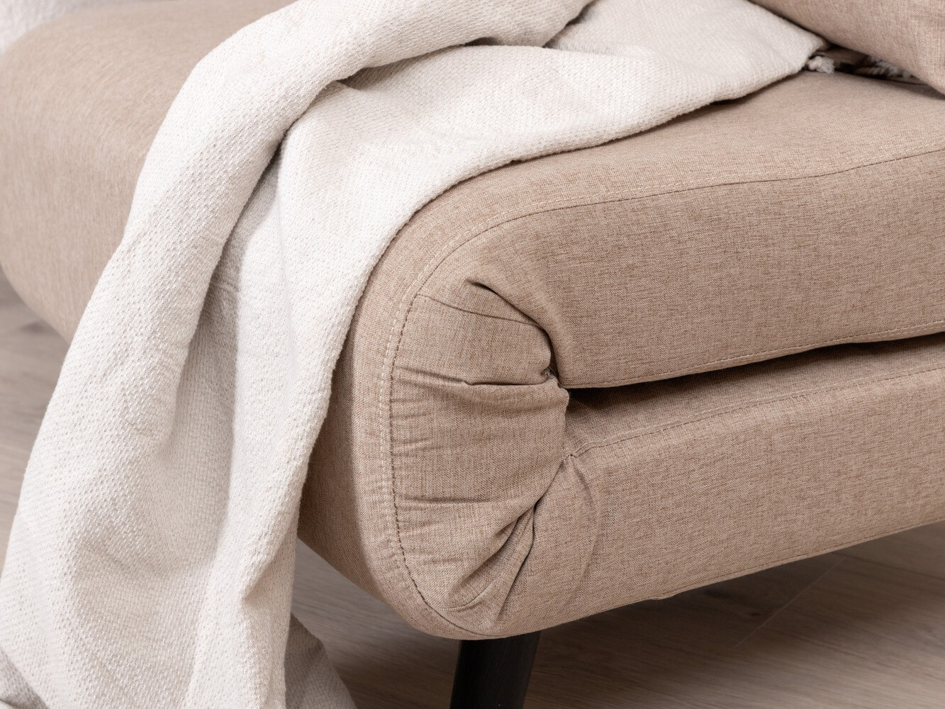 Fotelis Dallas 1714 (Ruda)