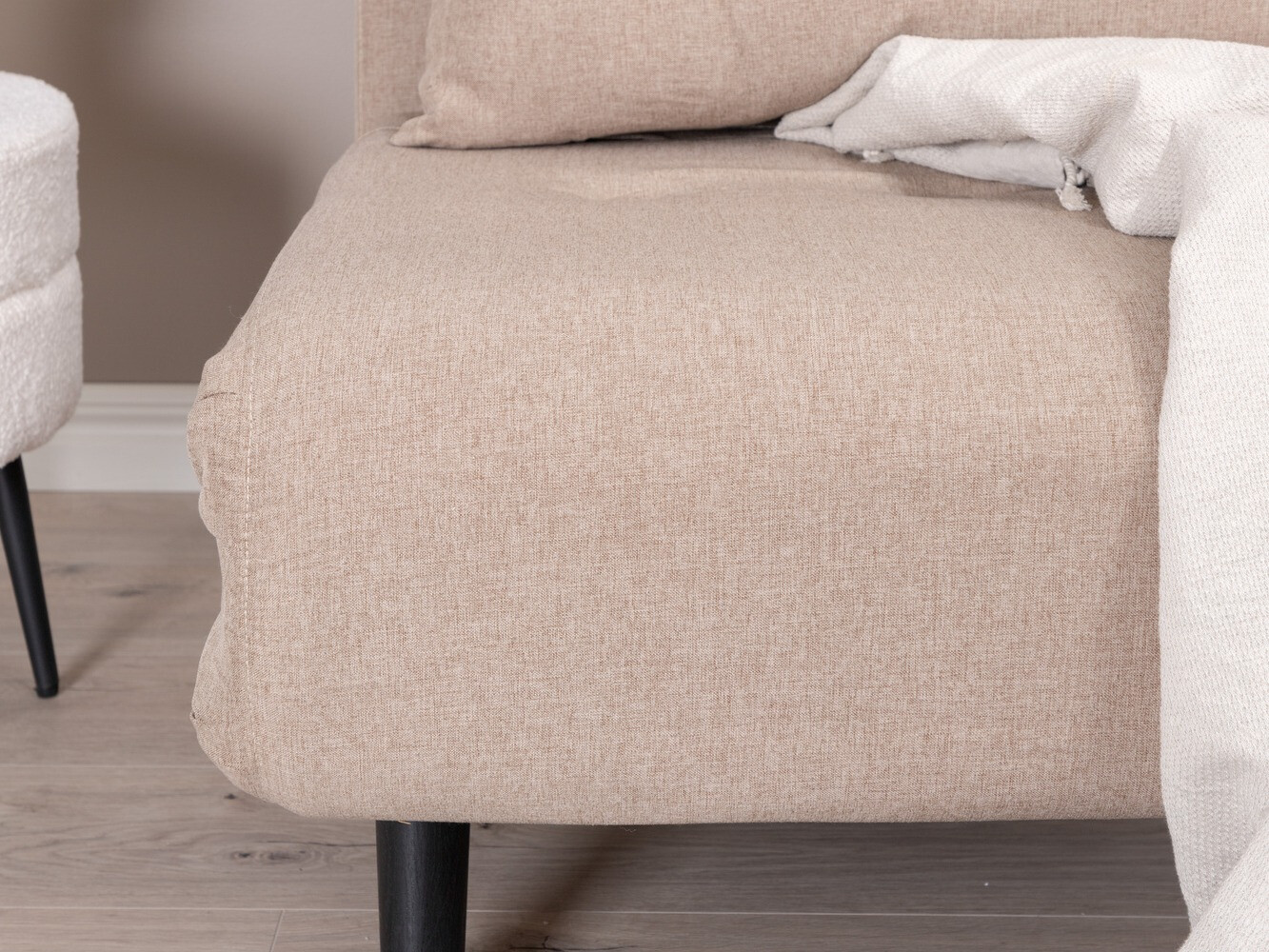 Fotelis Dallas 1714 (Ruda)