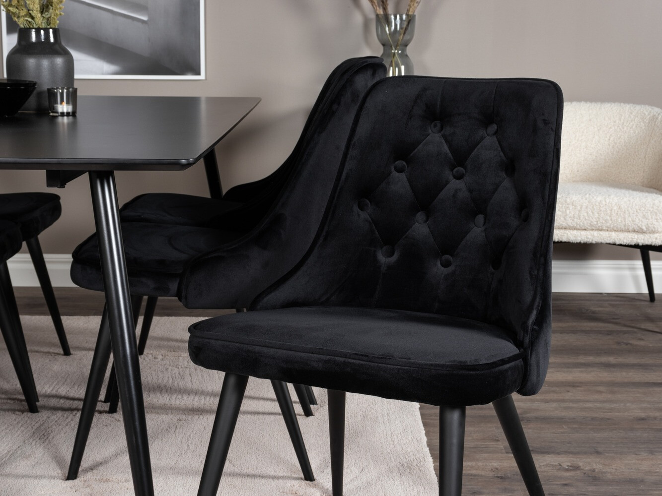 Valgomojo komplektas Dallas 1508 (Juoda)