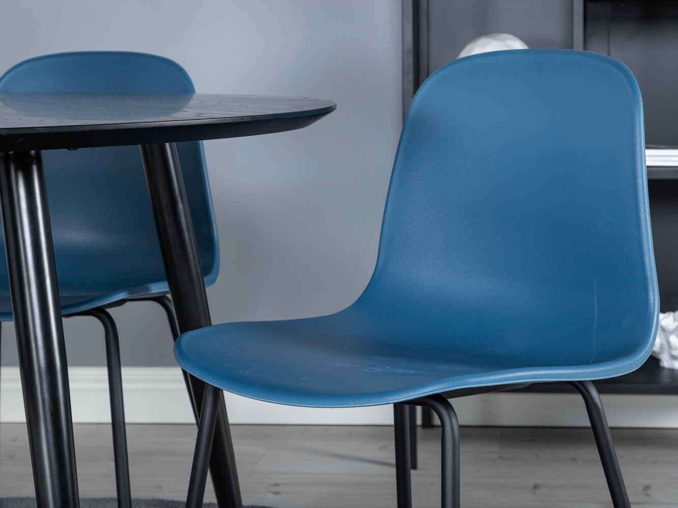 Valgomojo komplektas Dallas 1622 (Mėlyna + Juoda)