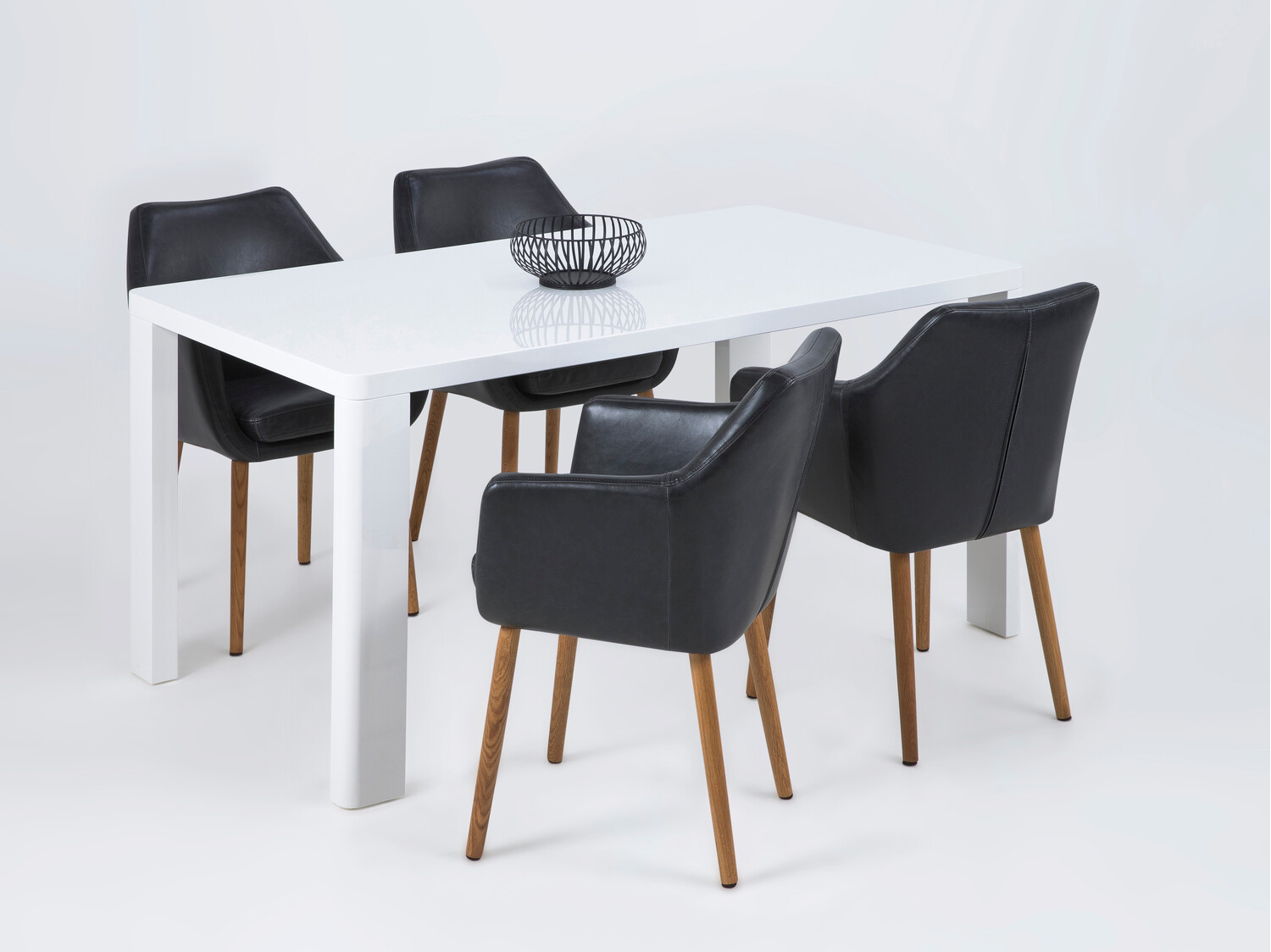 Kėdė Norsica 108 (Juoda)