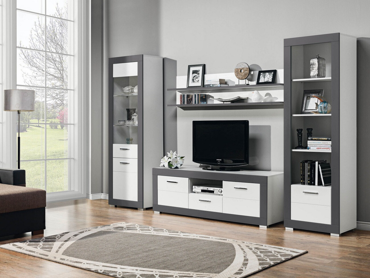 Pakabinama lentyna Ferciru 107