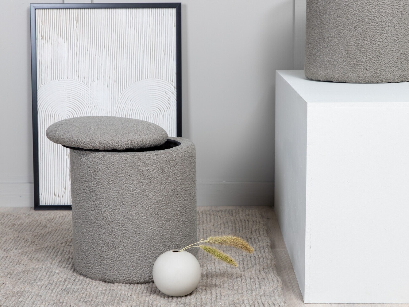 Pufas Dallas 2939 (Pilka)