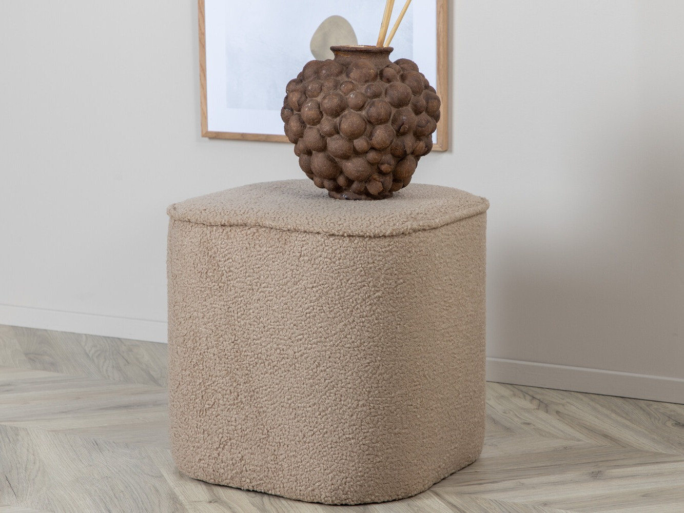 Pufas Dallas 2944 (Smėlinė)