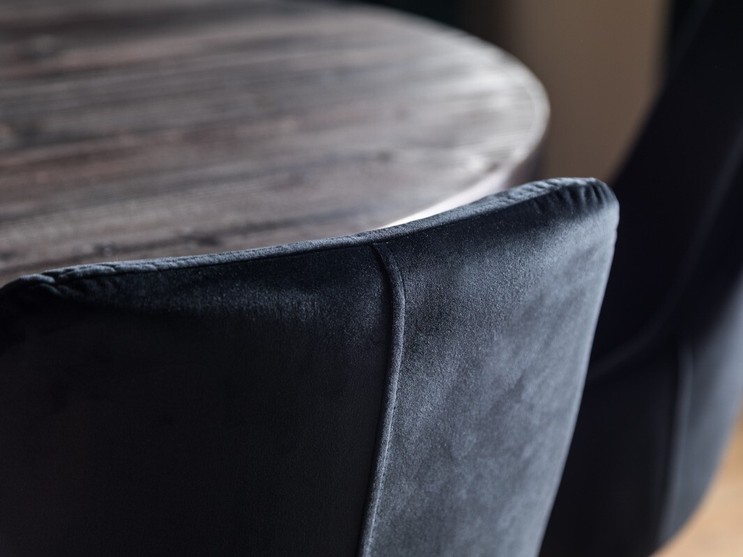 Valgomojo komplektas Scandinavian Choice 744 (Juoda)