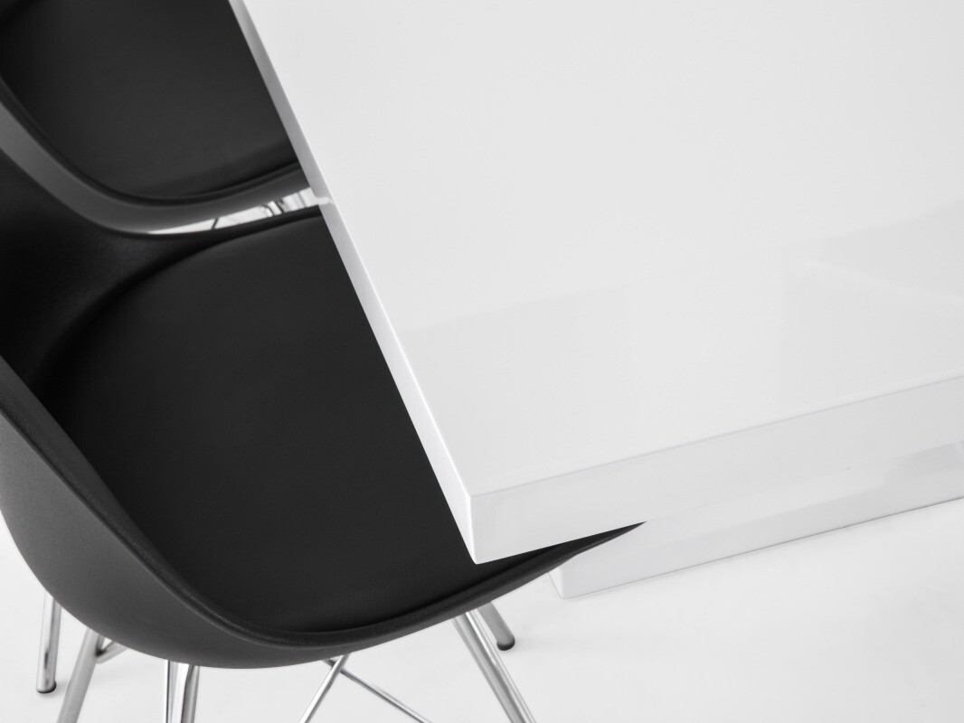 Valgomojo komplektas Scandinavian Choice 588 (Juoda)