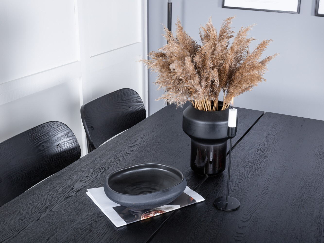 Valgomojo komplektas Dallas 1785 (Juoda)