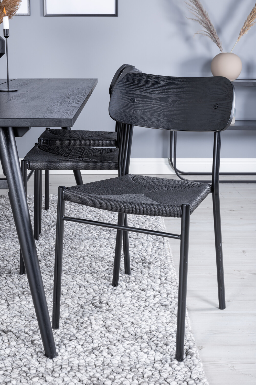 Valgomojo komplektas Dallas 1785 (Juoda)