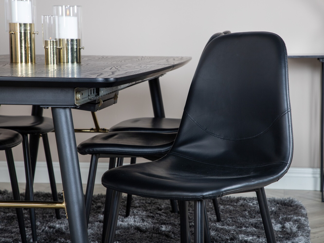 Valgomojo komplektas Dallas 1444