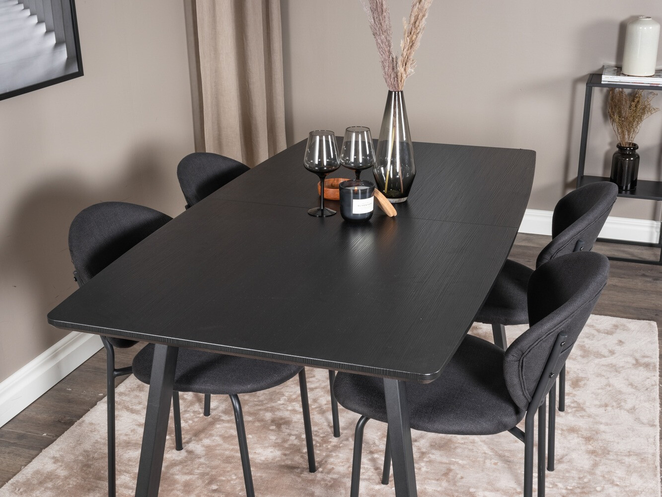 Valgomojo komplektas Dallas 2001