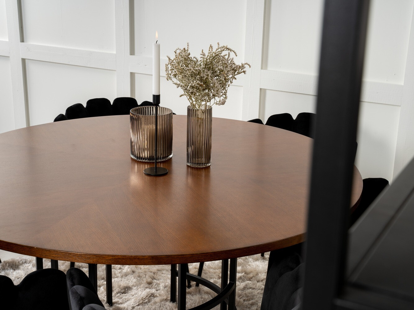 Valgomojo komplektas Dallas 311 (Juoda)