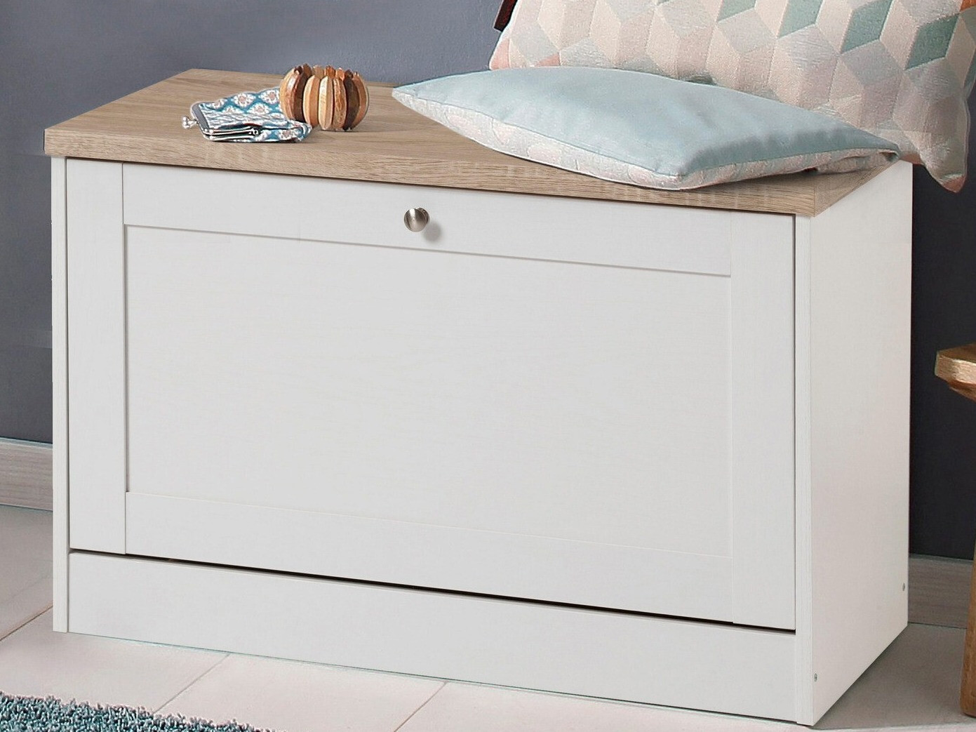 Batų dėžė Cirtene 103