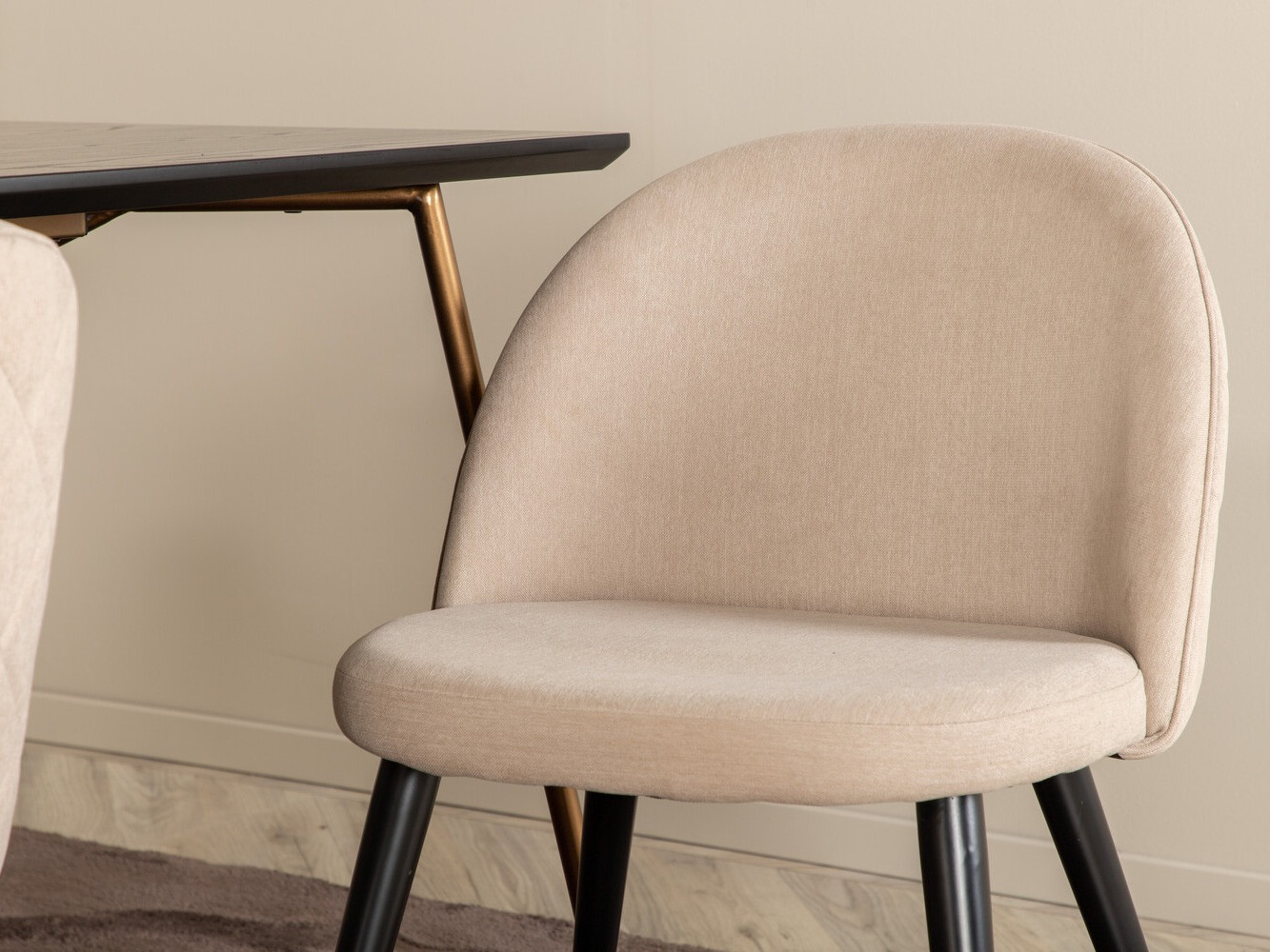 Valgomojo komplektas Dallas 3041