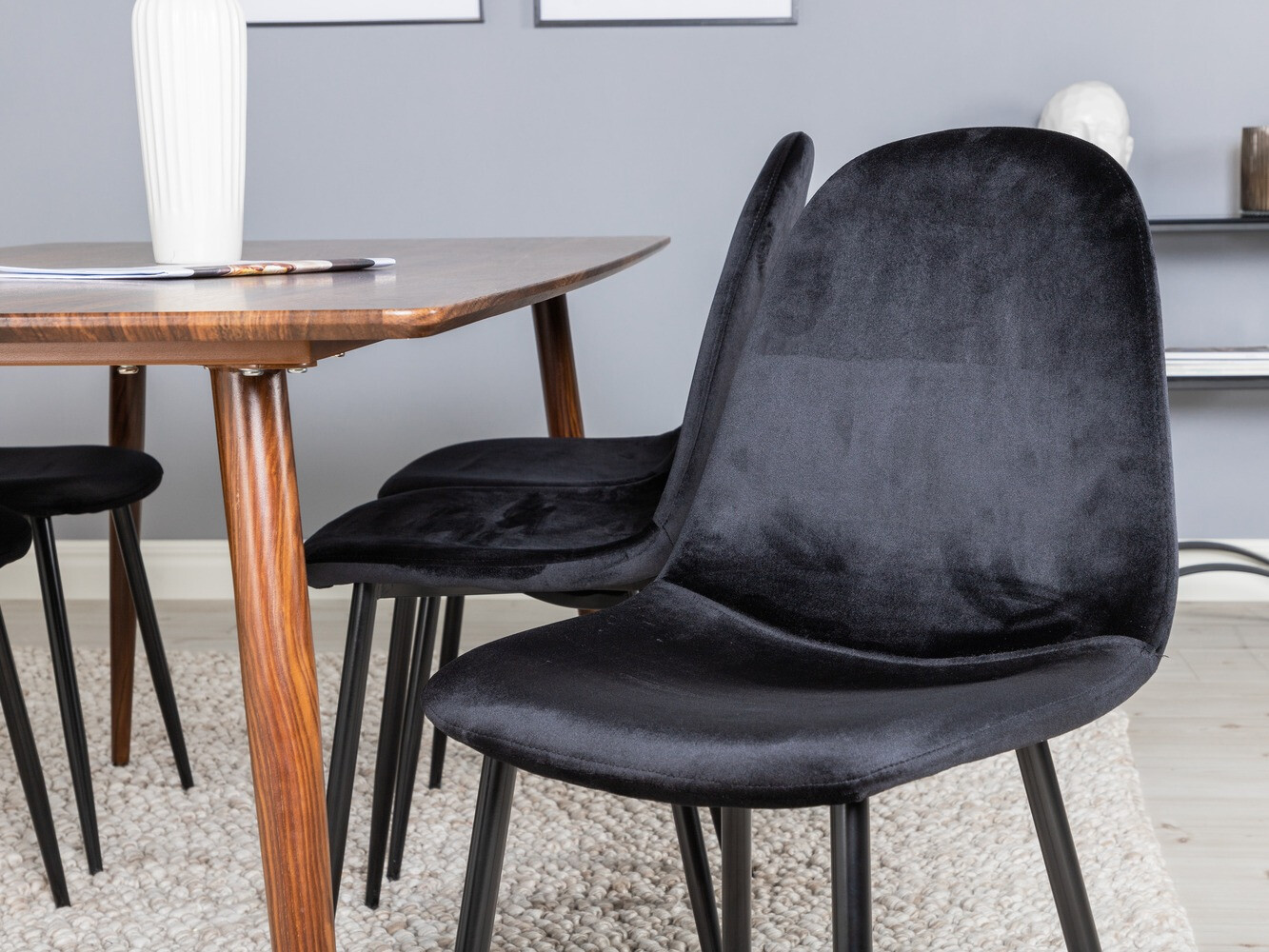 Valgomojo komplektas Dallas 1791