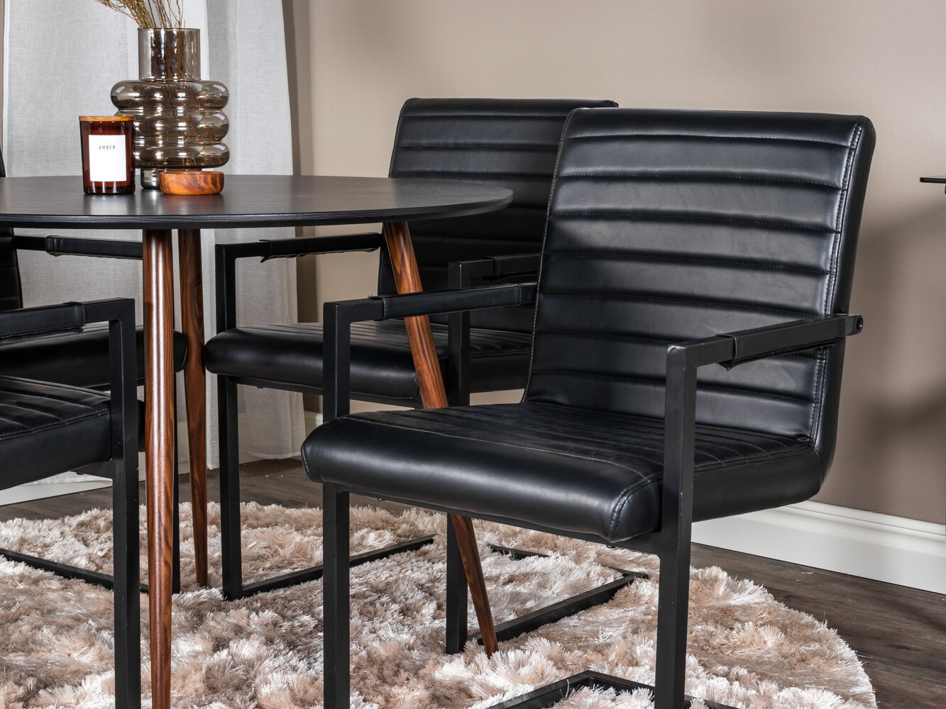 Valgomojo komplektas Dallas 2035