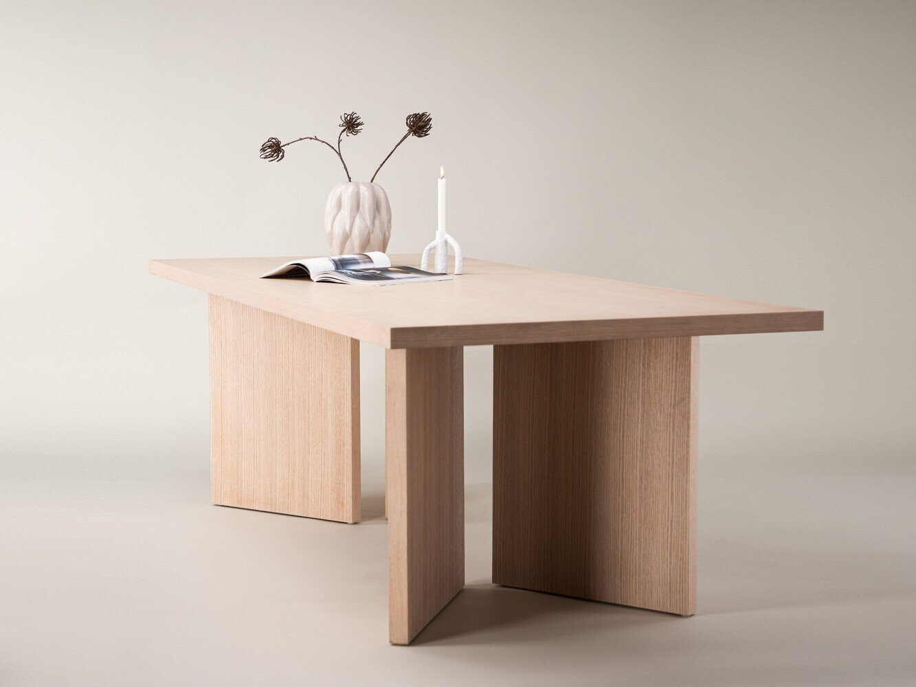 Stalas Dallas 4497 (Šviesus medis)