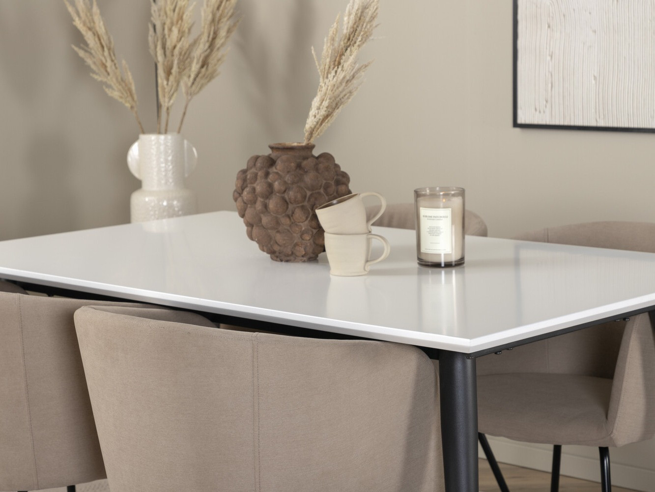 Valgomojo komplektas Dallas 2739 (Smėlinė + Juoda)