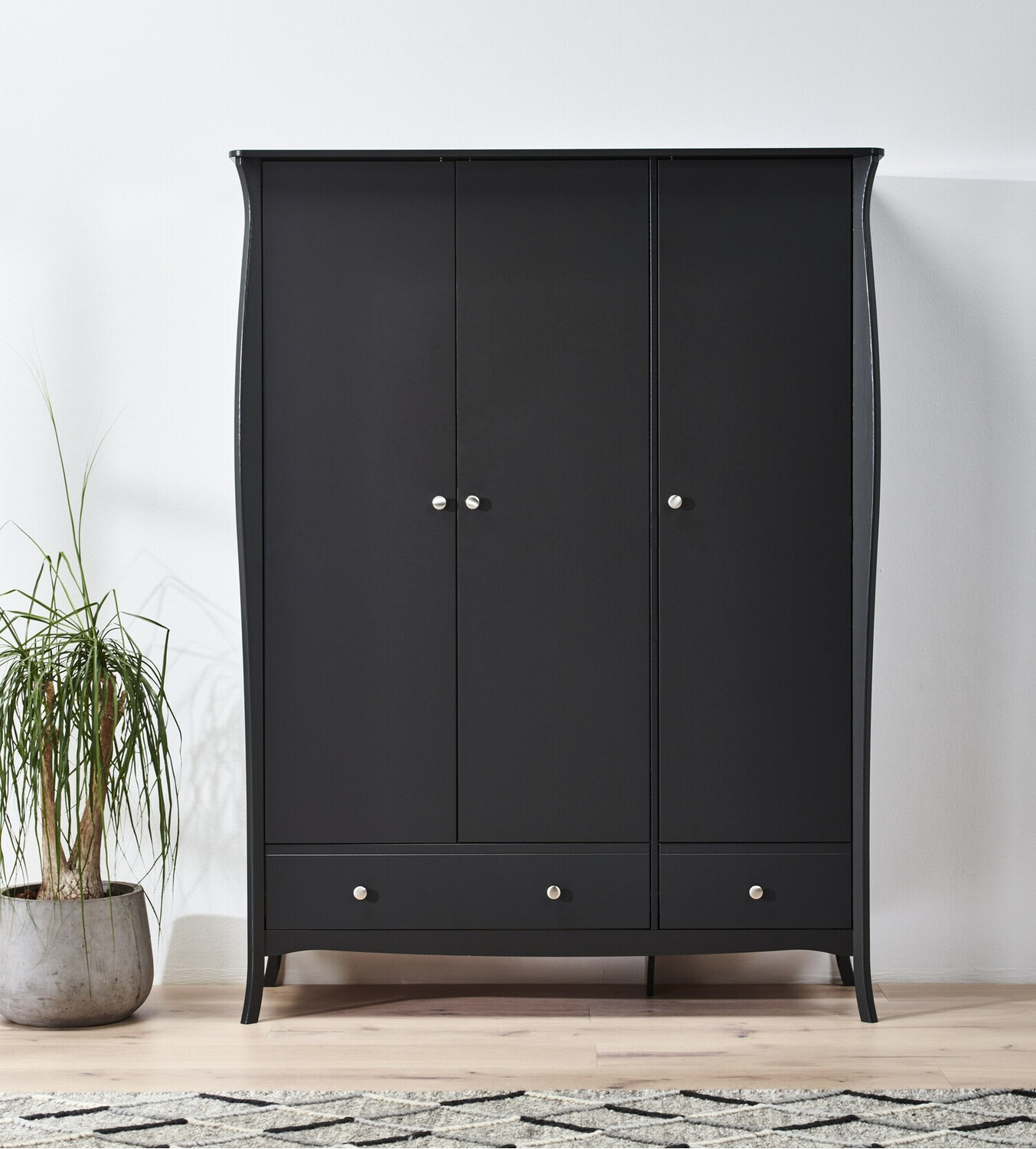 Spinta Tustin J105 (Juoda)