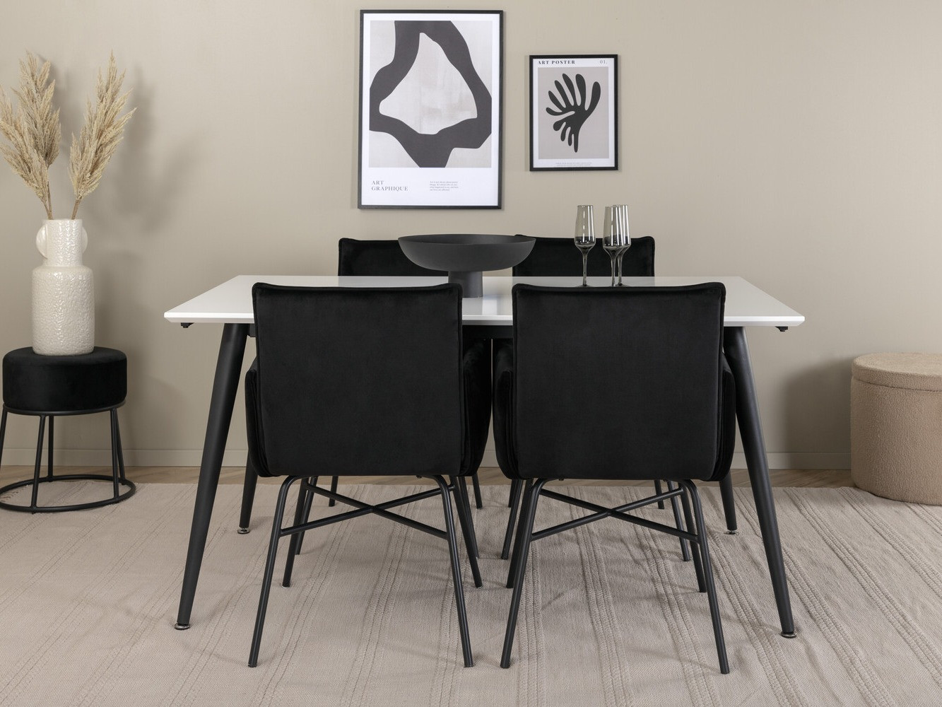 Valgomojo komplektas Dallas 2734 (Juoda)