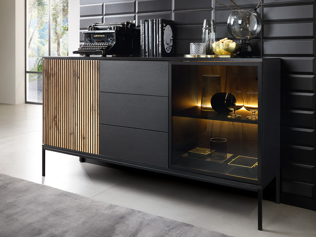 Komoda Manal (Juoda + Votan ąžuolas)