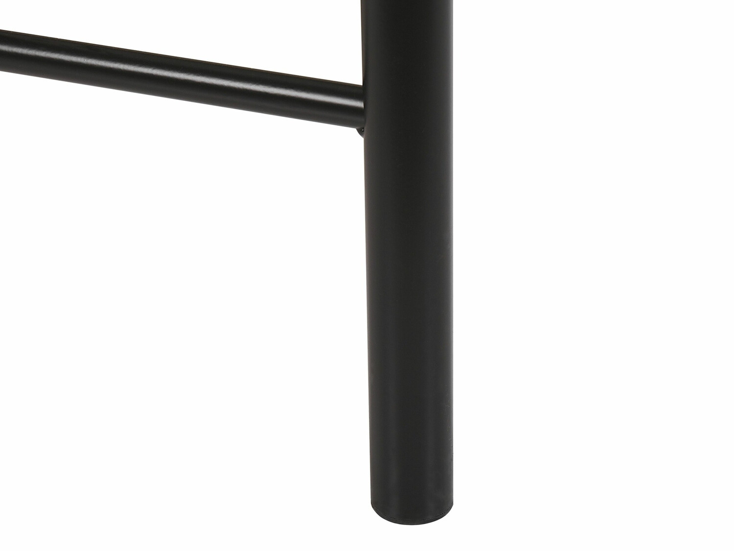 Lova Berwyn 441 (Juoda)