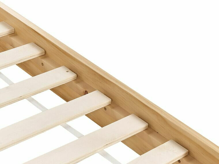 Lova Berwyn 700 (Šviesus medis)