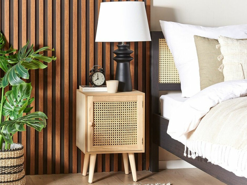 Naktinis staliukas Berwyn 809