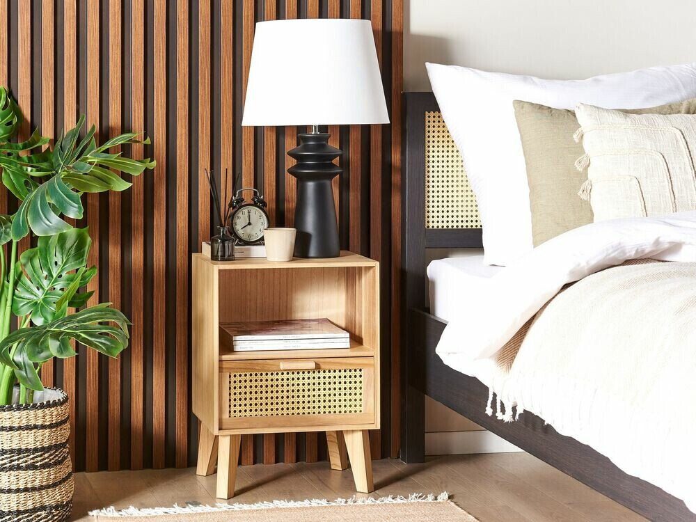 Naktinis staliukas Berwyn 816