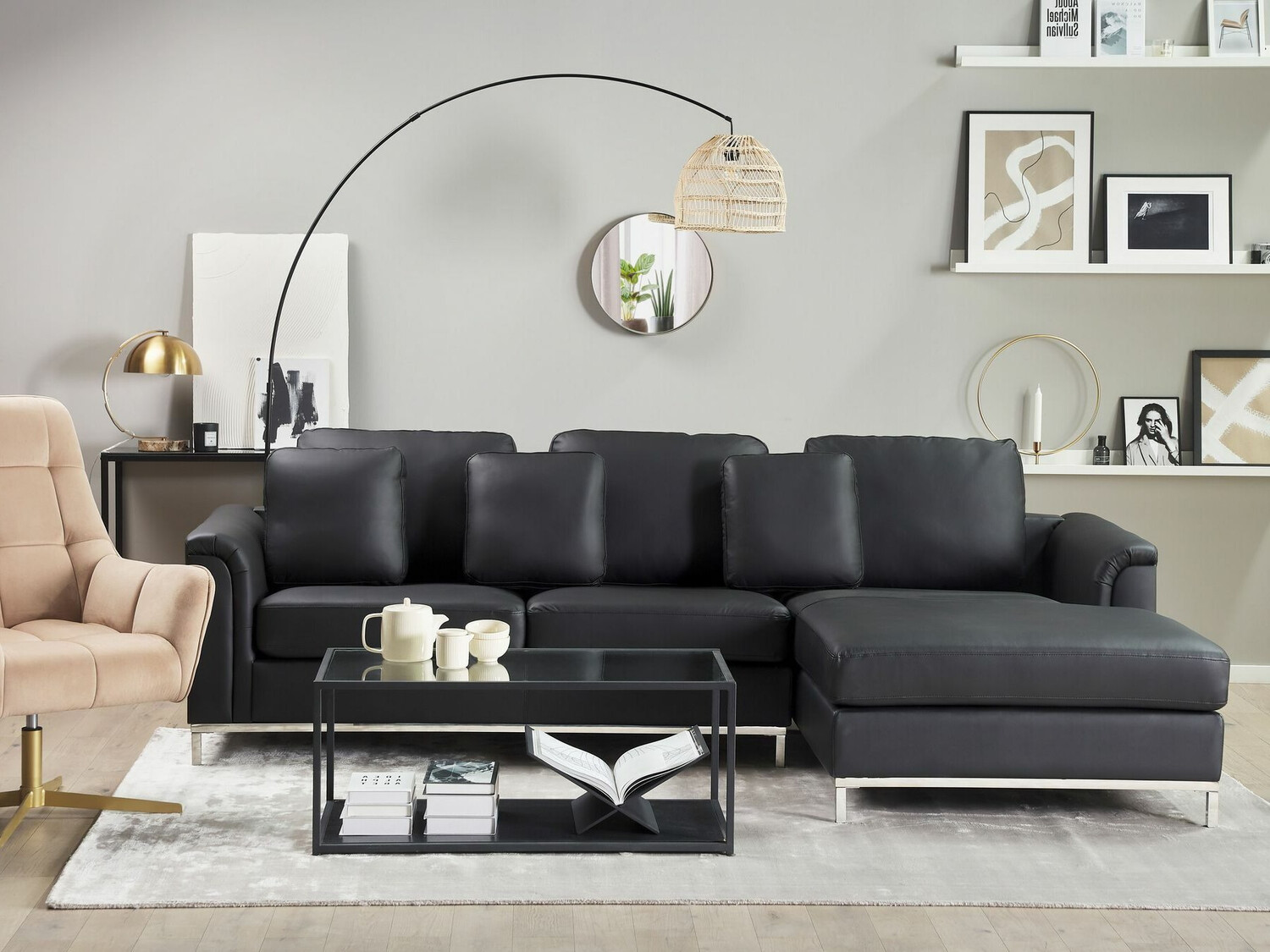 Minkštas kampas Berwyn 884 (Juoda)