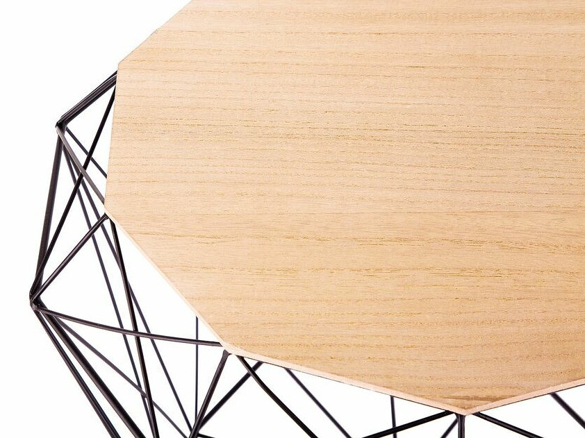 Šoninis staliukas Berwyn 916 (Juoda)