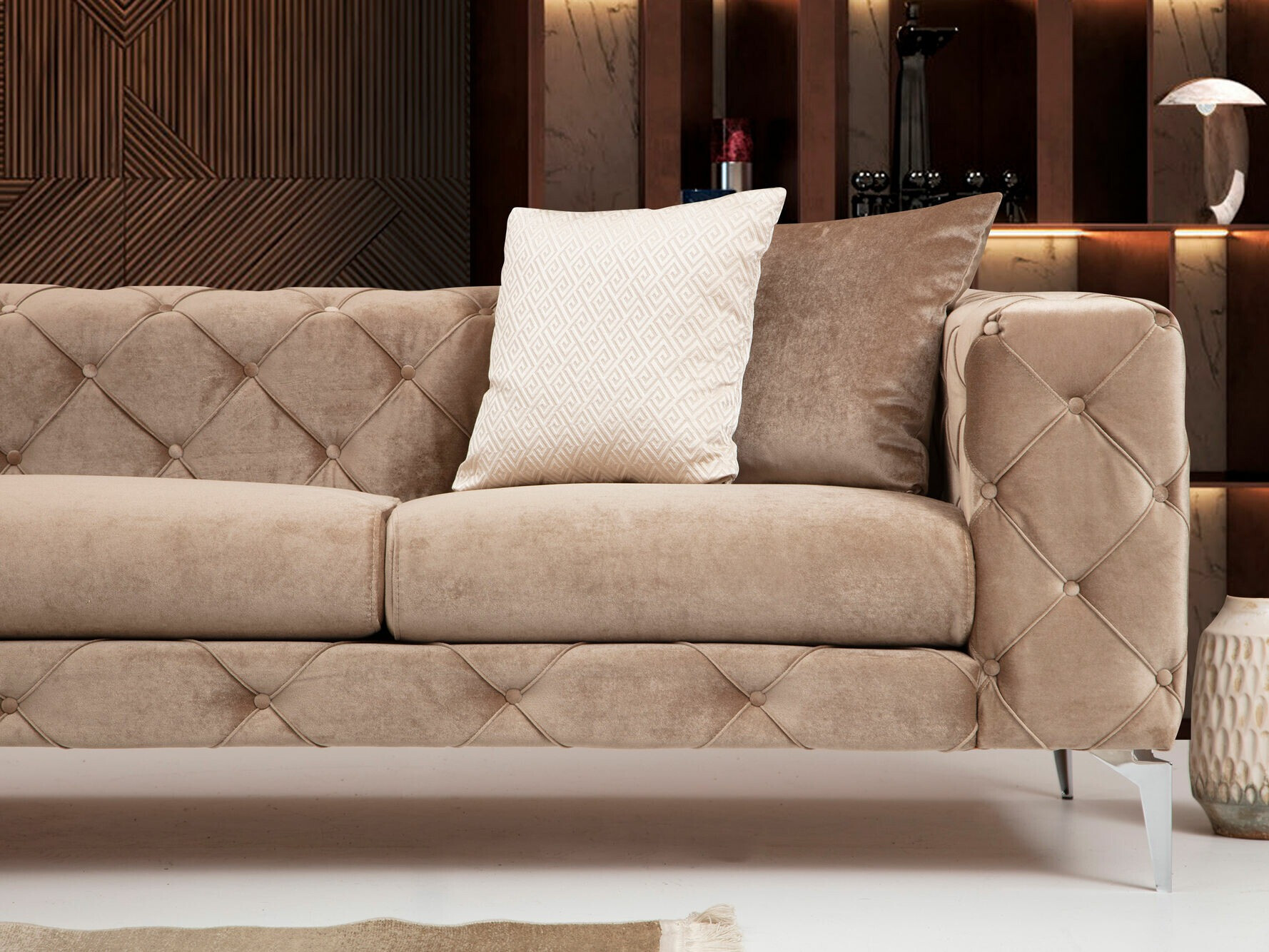 Chesterfield sofa Altadena 357