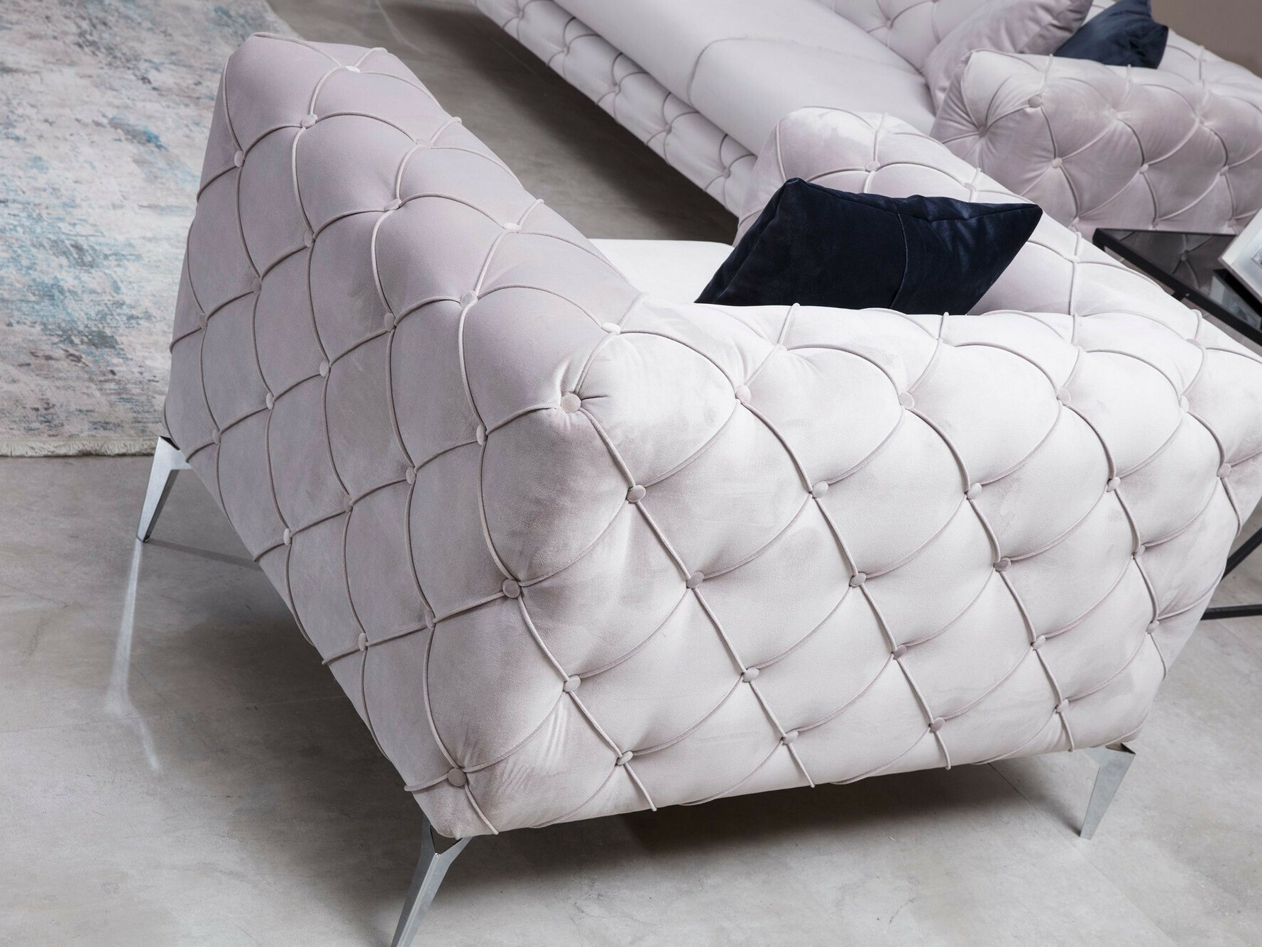 Chesterfield fotelis Altadena 358 (Šviesi pilka)