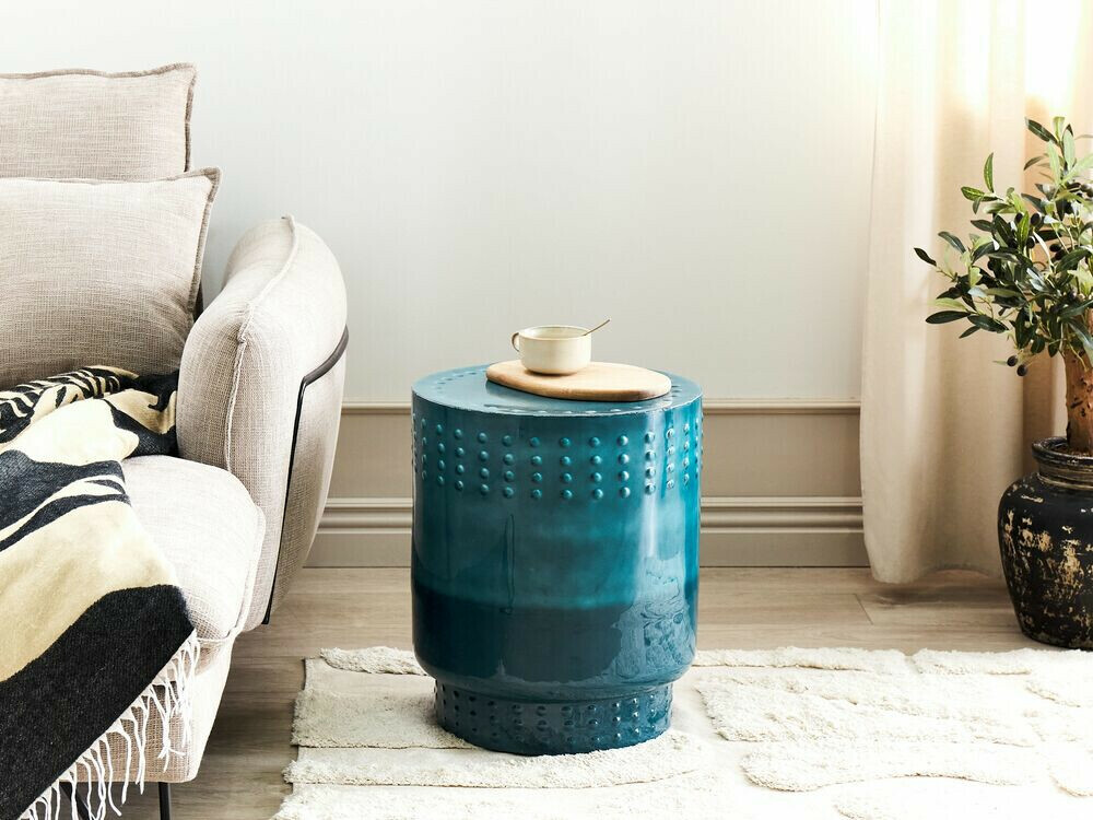 Šoninis staliukas Berwyn 1211