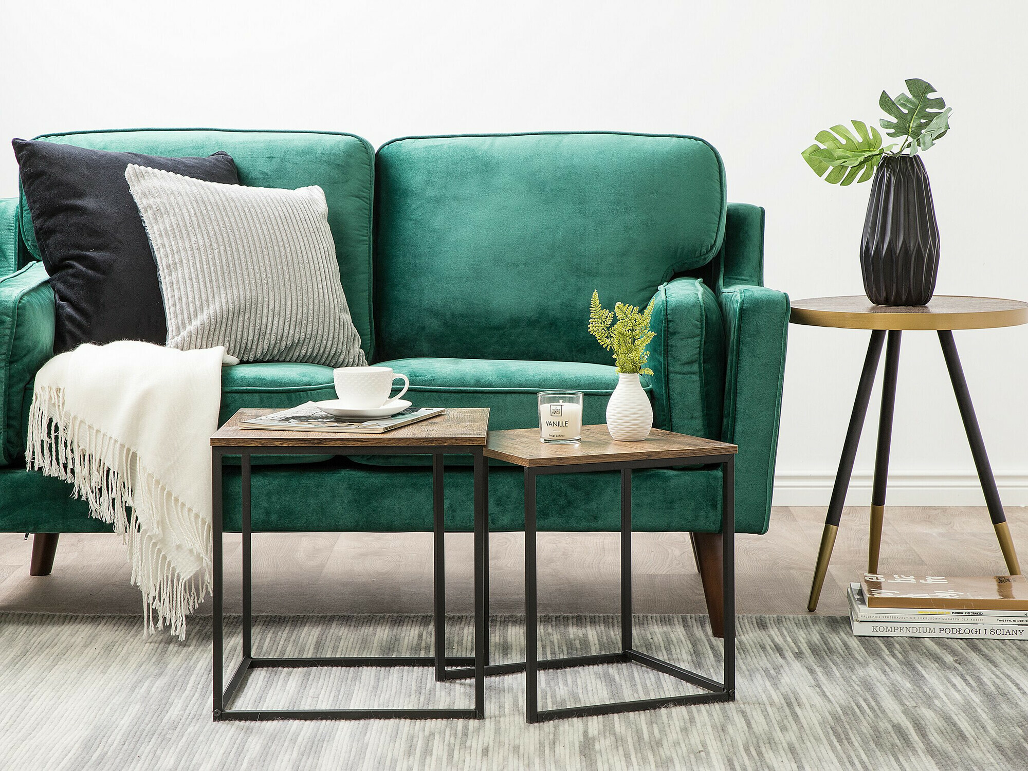 Žurnalinių staliukų komplektas Berwyn 1278