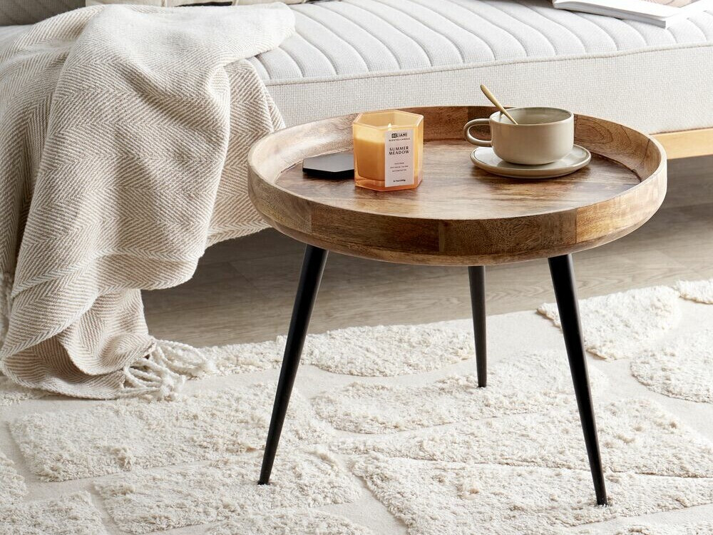 Žurnalinis staliukas Berwyn 1686