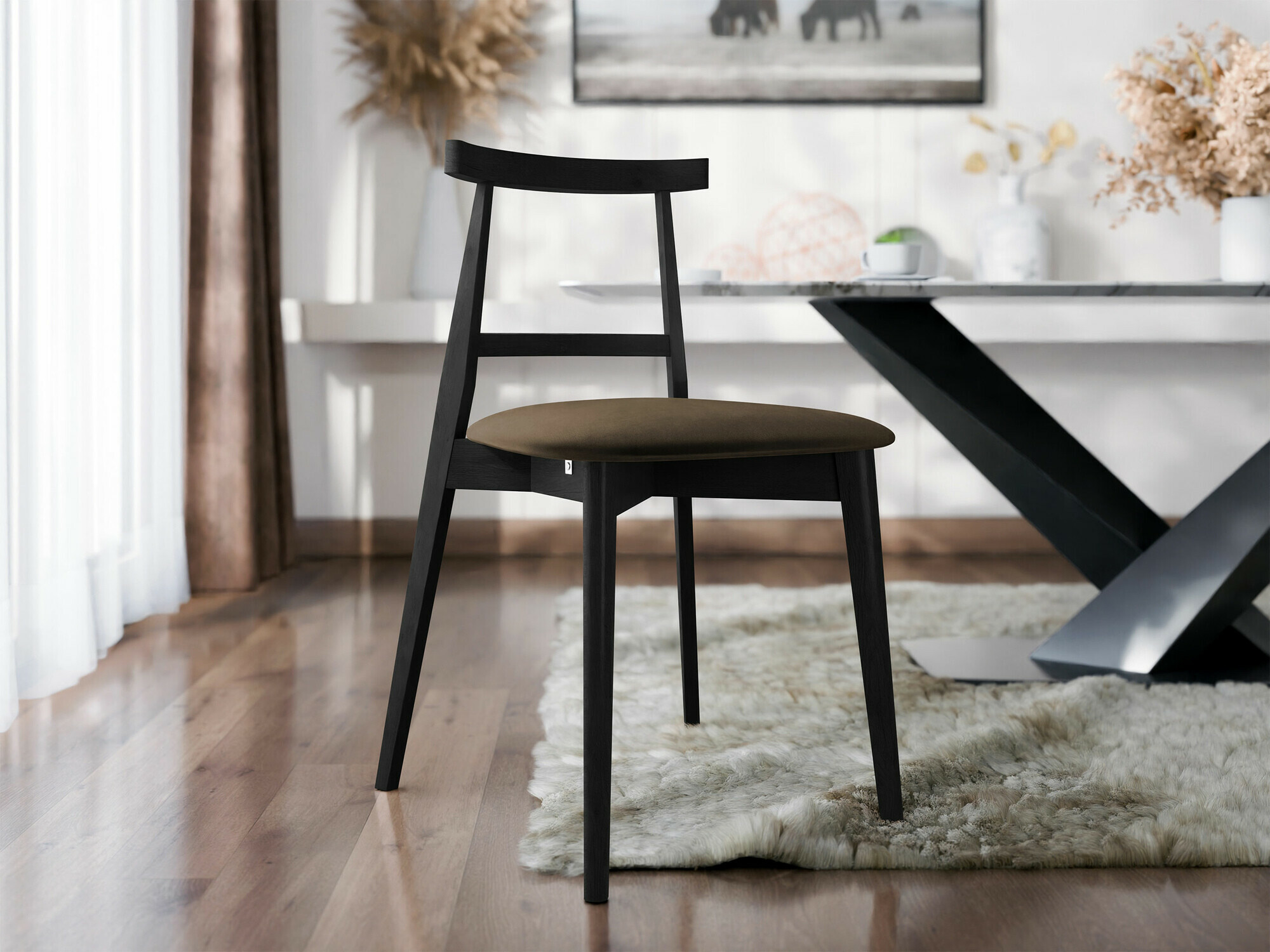 Kėdė Dearborn 104 (Magic Velvet 2205)