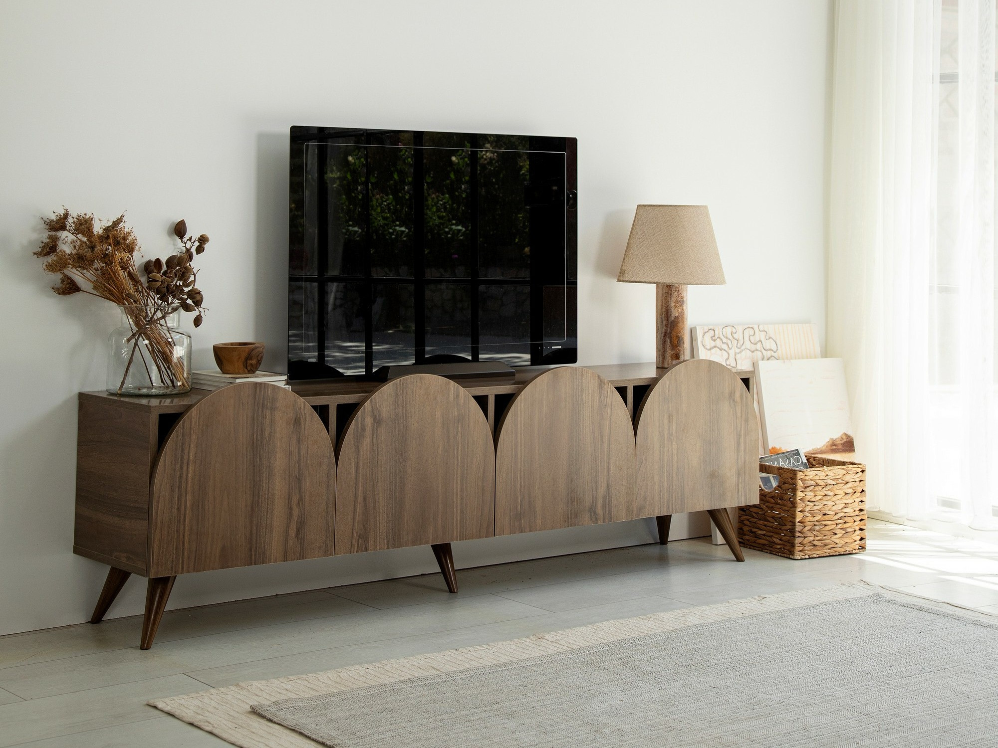 TV staliukas Kailua 2067 (Graikinis riešutas)