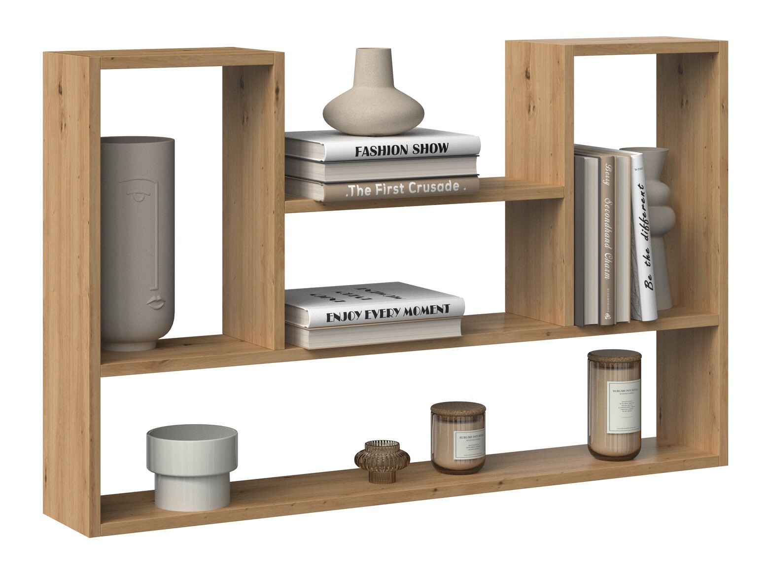 Šviesiai rudos pakabinamos svetainės lentynos