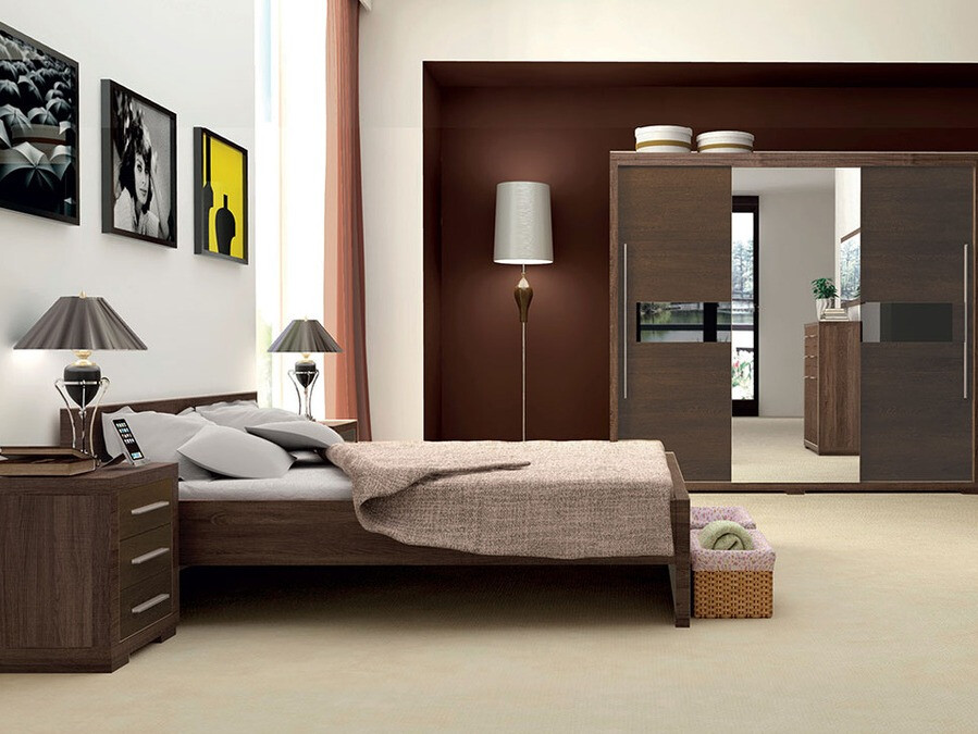 Naktinis staliukas Fiomeri 107 (Tamsus Santanos ąžuolas)