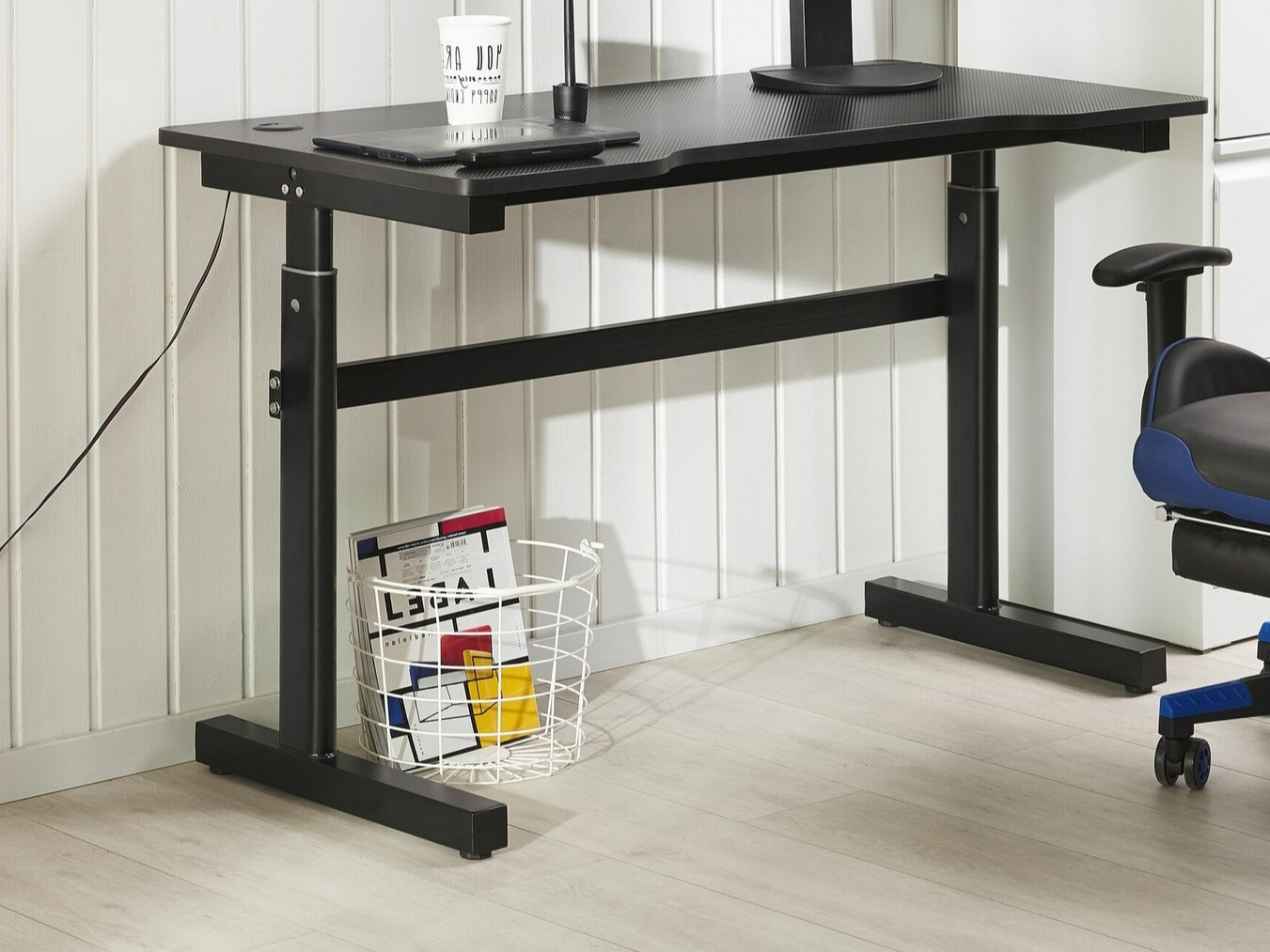 Reguliuojamo aukščio darbo stalas Berwyn 169