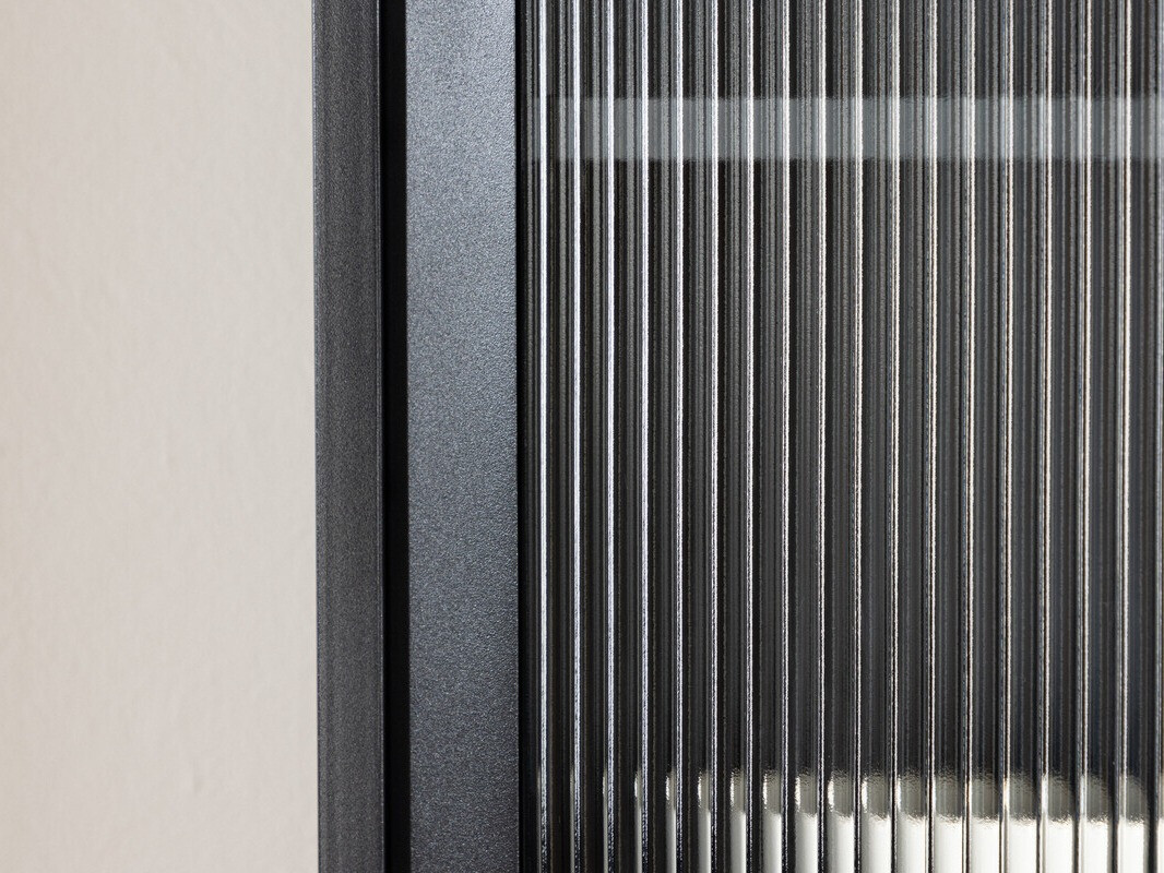 Lentyna Dallas 4411 (Juoda)